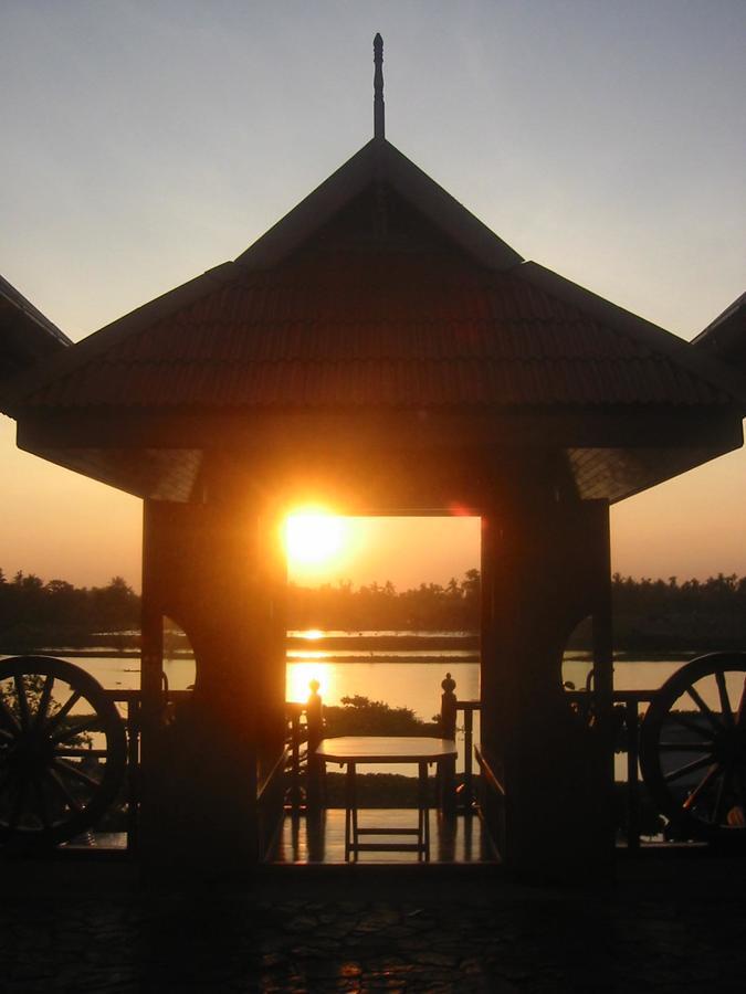 Hidden Holiday House Ban Don Faek Экстерьер фото