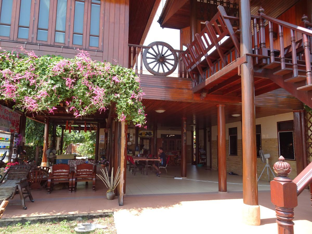 Hidden Holiday House Ban Don Faek Экстерьер фото